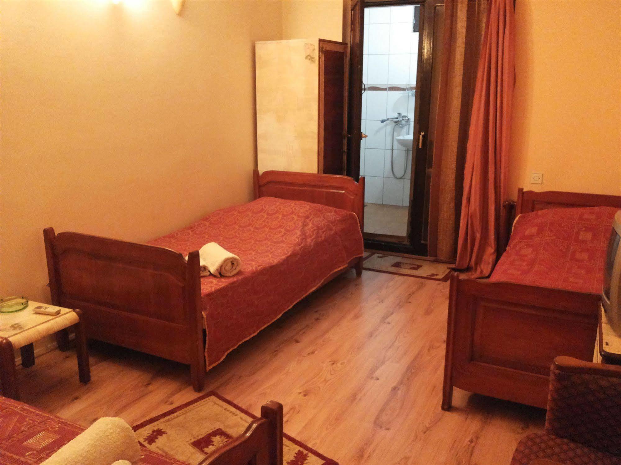Hotel Vuk Skopje Extérieur photo